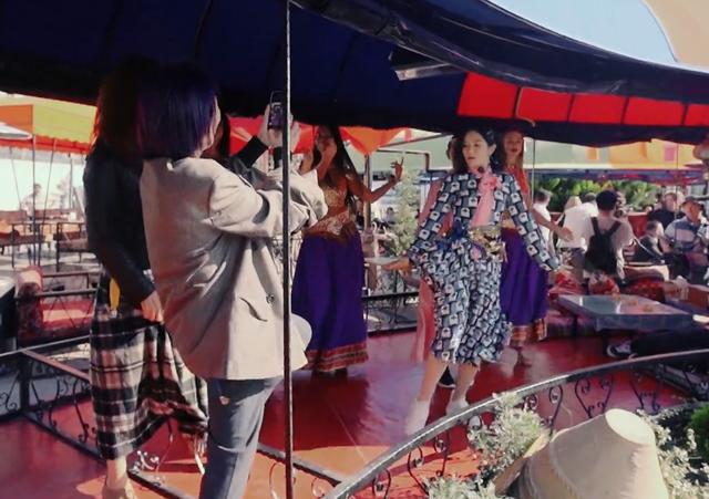 抖腰舞(抖腰舞蹈)