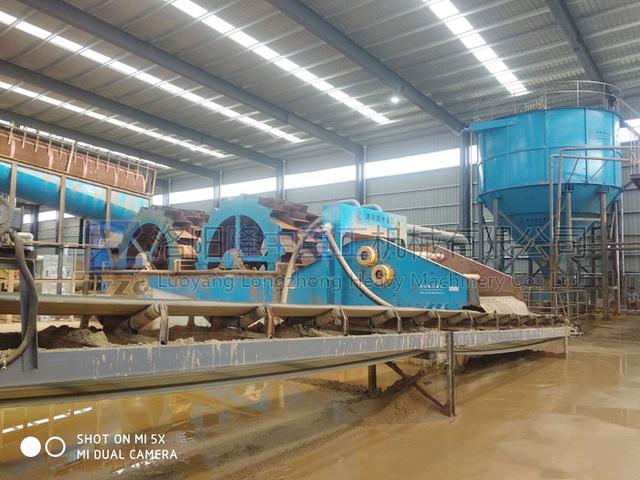 内蒙古风化砂挖斗洗沙机产量
