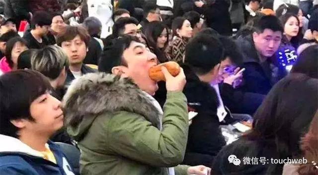 王健林旗下万达商业冲刺港股：上半年净利降20% 王思聪败光20亿