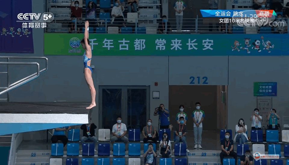“神仙打架”！全红婵再现“水花消失术”