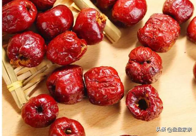红枣不可以乱吃？对于红枣的吃法很是讲究