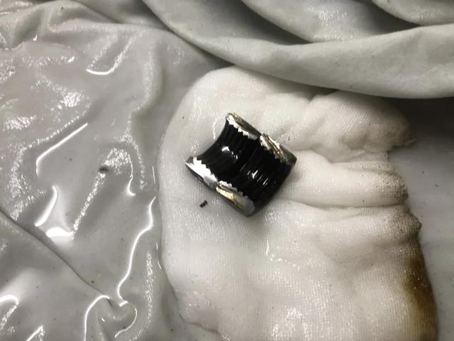 螺母卡“命根”，蓝朋友精准切割营救！