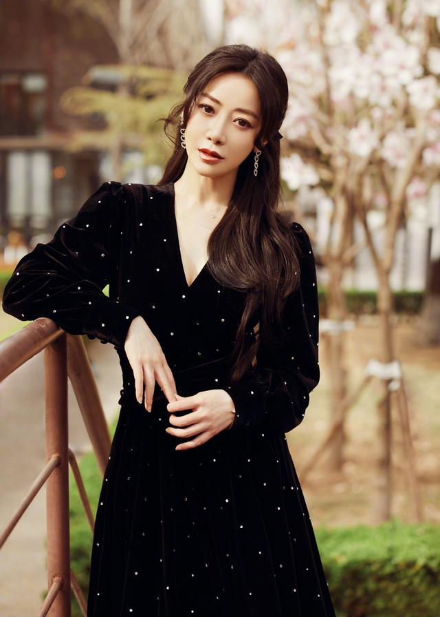 陈紫函电视剧:当红女星陈紫函：曾遭闺蜜横刀夺爱，嫁小9岁的演员丈夫幸福吗