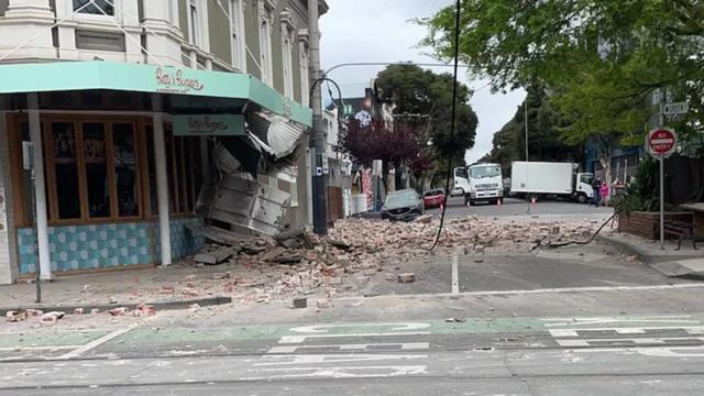 澳洲突发6级大地震！部分楼体坍塌，悉尼多地有震感，华人吓得跑下楼，专家警告：或还有余震，持续多个月