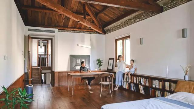 我带着大平层穿越了txt（带着电影穿越星际后我封神了txt）