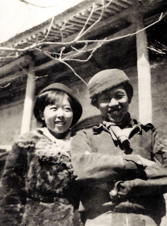蕻怎么读，端木蕻良中学课文？