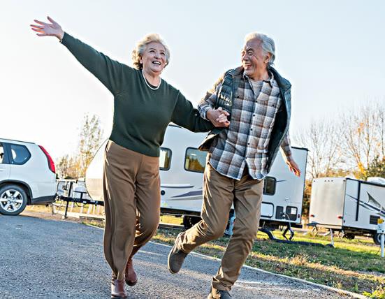 人至中年，不想大病找上门，牢记“饭前饭后”做好4点，或能长寿