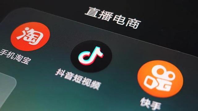 ޱ󣬶ϵ׷Ѹ͡