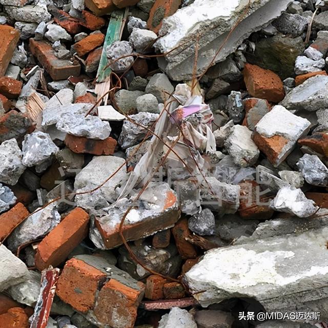 关于拆除工程移动破碎机的信息