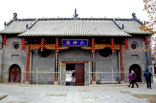 河南竟有一个中国唯一9座城门的古镇，1900年历史至今免费开放