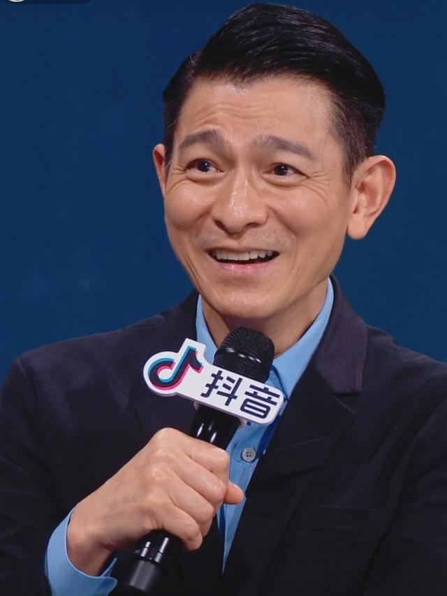 这平常的一天刘德华直播首秀观看人数破1亿