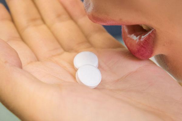 长期吃降压药的人，是否该定期检查身体？应该做哪些检查？