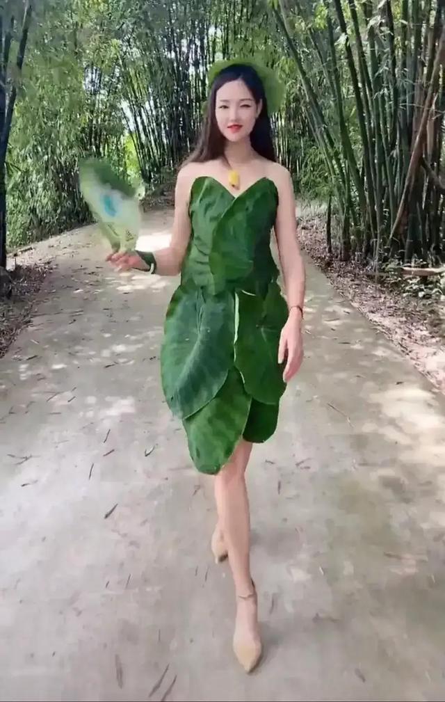 河南女大学生给自己设计的 绿色 环保服装 不仅能穿 还能吃 酷生活网