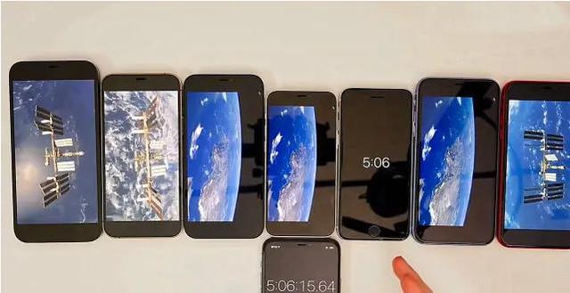 數碼博主怒砸4萬多元，測評iPhone全系續航，最差的好多人在用