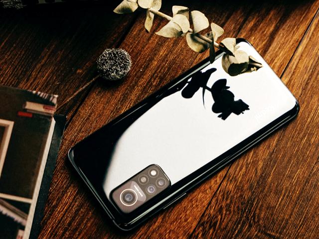 谁是下一款“钉子户机型”？谁能接班小米6，你能猜对算我输