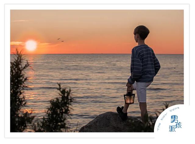 看到这对母子饭桌上的一幕，才明白为什么有的男孩注定受欢迎