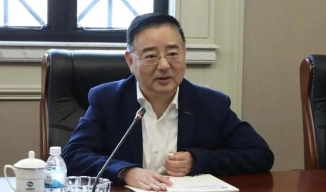 900亿爆雷，董事长被查，总裁跳楼身亡！老牌国企上海电气爆雷：以国企之名，借供应链金融之壳的骗局