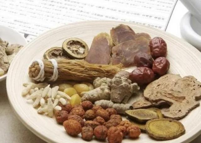 鼻炎不由鼻，而由脾胃虚