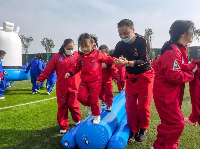 这场“中国梦·航天梦”大型亲子运动会，点燃孩子们的航天梦