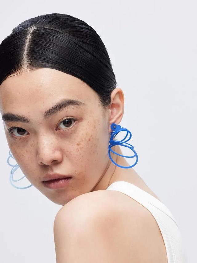 饰品与饰物怎么搭配（不同风格、脸型如何选饰品）