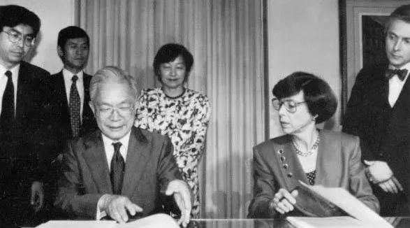 日本芯片之王坂本幸雄：遭遇美国强盗式制裁，为复仇已投奔中国