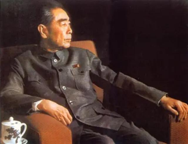彭德怀回国，邓华请求粟裕接任朝鲜战场总指挥，毛主席为何拒绝？
