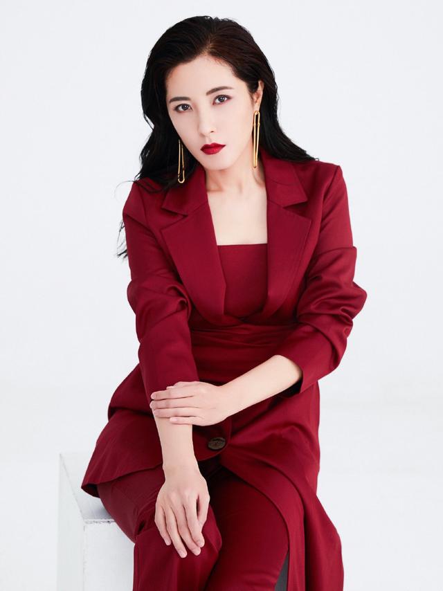 「重要提示」曾黎演过什么(曾黎演过什么)