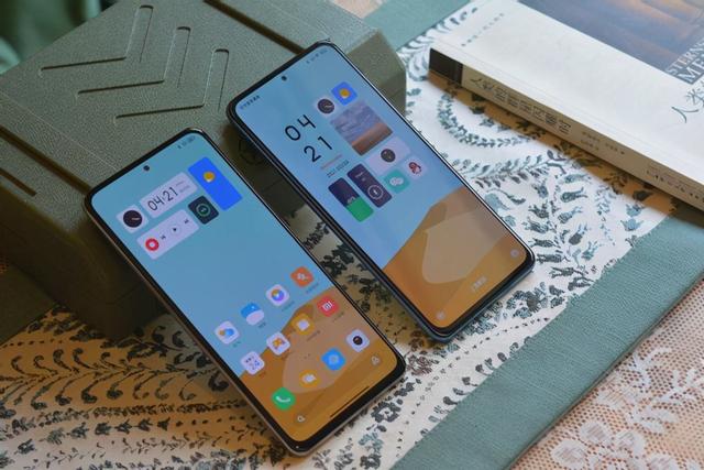 2022有更多直面屏旗舰？当下有3款机型很不错，每款性能都很顶