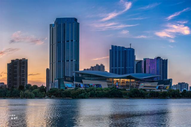 东三省前三季度GDP颁布，辽宁两市稳居前二，人均存款也很亮眼