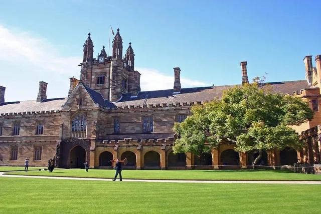 全球大学就业力排行：悉尼、墨尔本大学进前10！超过清华、牛津