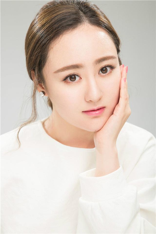 老酒馆的女演员(老酒馆的女演员有哪些)-天晟网