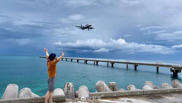 上过热搜、28岁财务自由的程序员郭宇，退休后这一年他更自由了吗