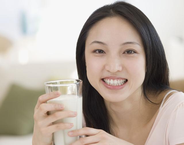 免疫力是最好的医生！父母做好几件事保护免疫力，少生病更健康