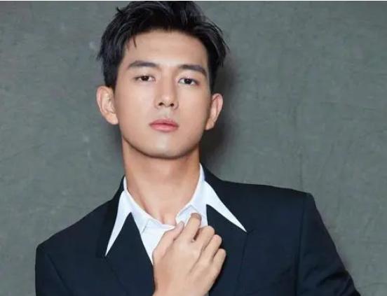 再来一波 十位男明星 有你喜欢的吗 今日热点