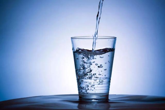每天喝多少水，量是怎么来的？