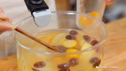 别硬逼娃喝水了！清甜滋润，补水止咳，冬天就该这么做