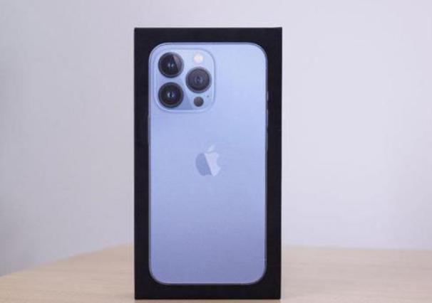 厌倦了安卓的内置广告，我换回了iPhone13Pro，苹果的纯净真香