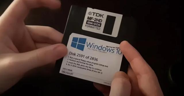 用2700張軟盤安裝Win10系統，日本人真有這麼守舊嗎？