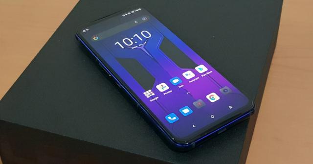 从5299元跌至3899元，256GB+90W，18GB运存旗舰无奈售价大跳水