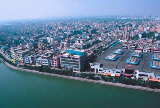 东莞首富王金城：初中辍学卖菜起家，身家300亿，50岁却患癌早逝