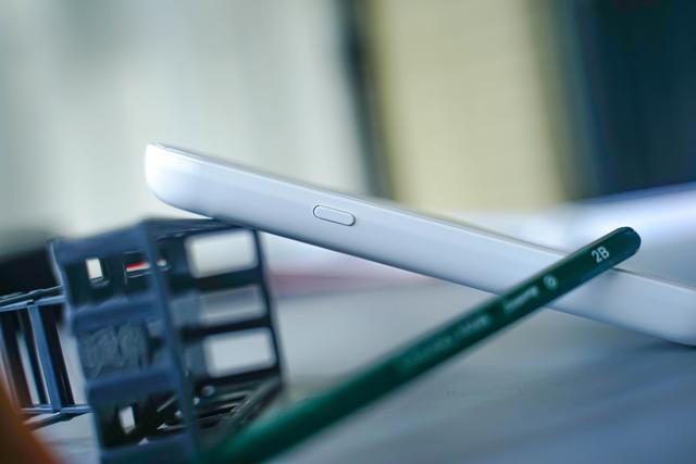 宝妈必备良品，半夜听歌刷视频不会影响到孩子的南卡Zzzz枕中宝