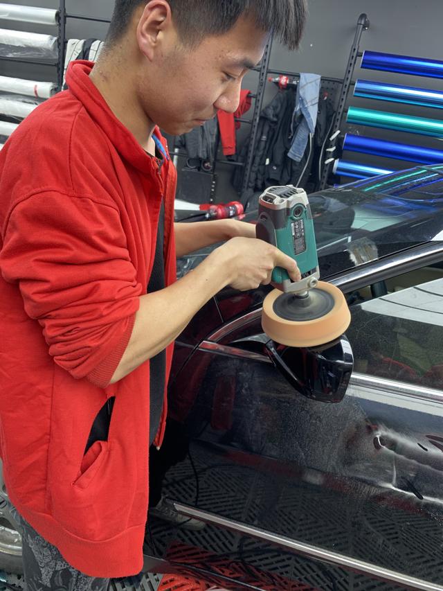 美容抛光 镀晶 打蜡 还原全套教程 无偿领取11,汽车尾翼抛光还原技术