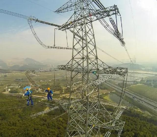 中国限电控产能，戳破美国的资产泡沫？大国间经济博弈的刀光剑影