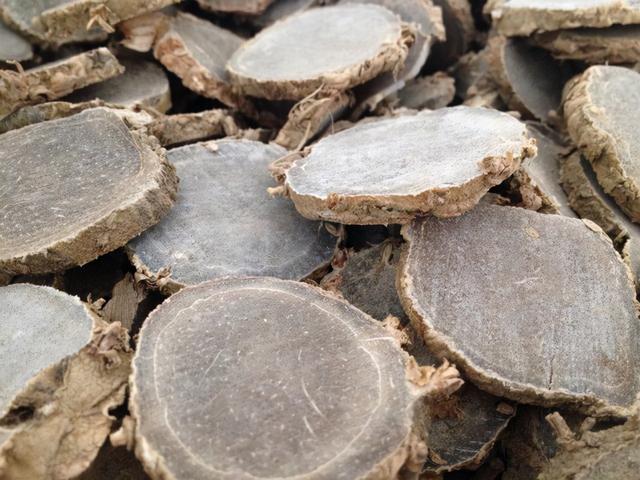 “三棱、莪术”对身体有哪些益处？提醒：女性经期或不能使用