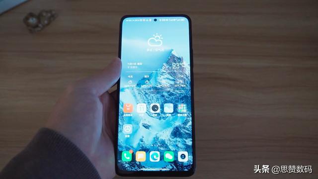 我居然说它是性价比神器，红米Redmi Note 11 Pro+详细体验测评