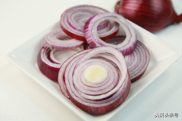 每日生活小妙招——防止牙齿变黄