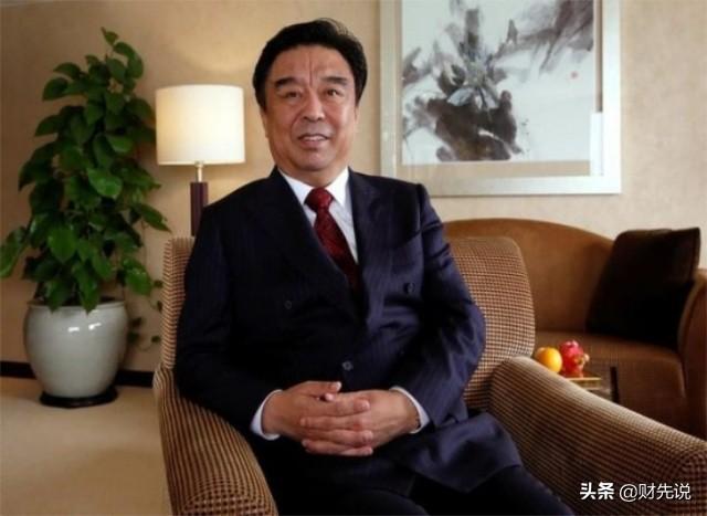 负债400亿、子公司破产、9个月再亏4000万，中国奢侈品集团大溃败