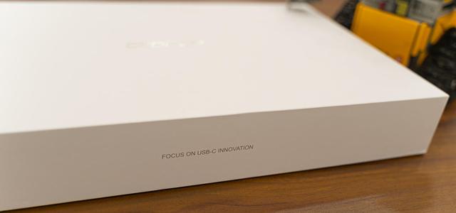 極致便攜的15.6寸4K高清便攜顯示器，CForce CF011X Pro4