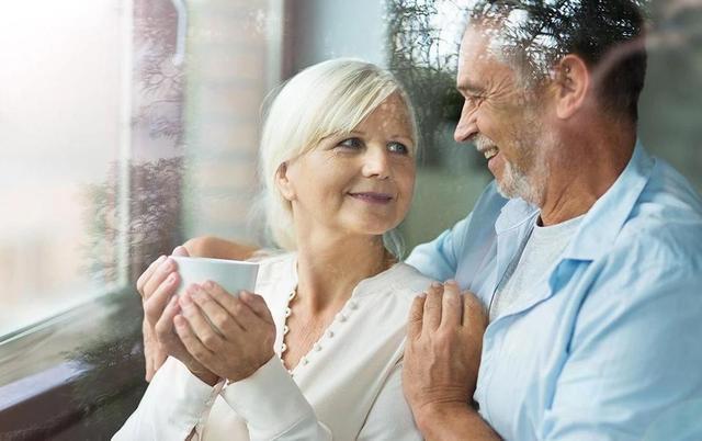 长寿之道是：多吃肉多喝酒，多和异性交朋友？这句话有道理吗？