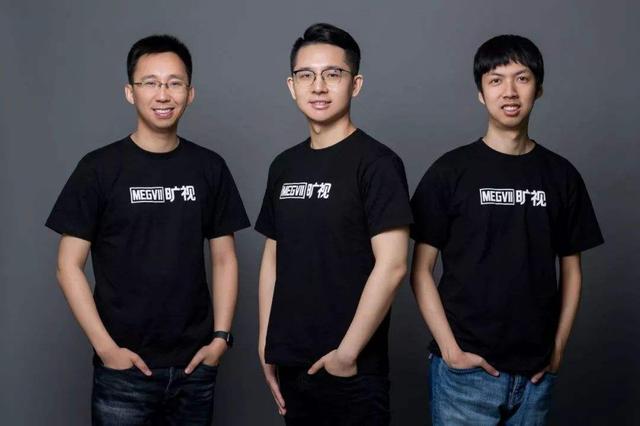 3位清华学霸，3年拿2亿补贴亏127.69亿，1400多人研发至今未盈利